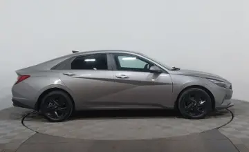 Hyundai Elantra 2022 года за 8 450 000 тг. в Астана фото 4