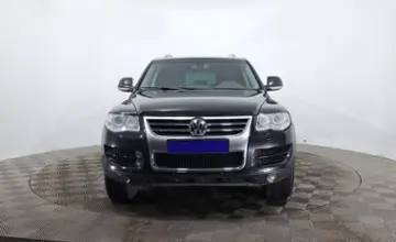 Volkswagen Touareg 2007 года за 6 590 000 тг. в Астана фото 2