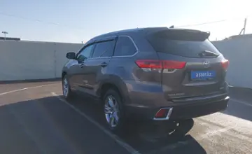 Toyota Highlander 2017 года за 15 900 000 тг. в Шымкент фото 4