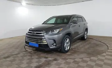Toyota Highlander 2017 года за 15 900 000 тг. в Шымкент фото 1
