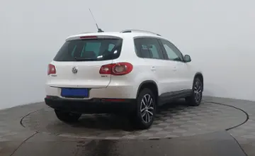 Volkswagen Tiguan 2009 года за 4 690 000 тг. в Астана