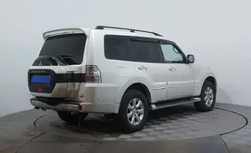 Mitsubishi Pajero 2021 года за 18 800 000 тг. в Астана