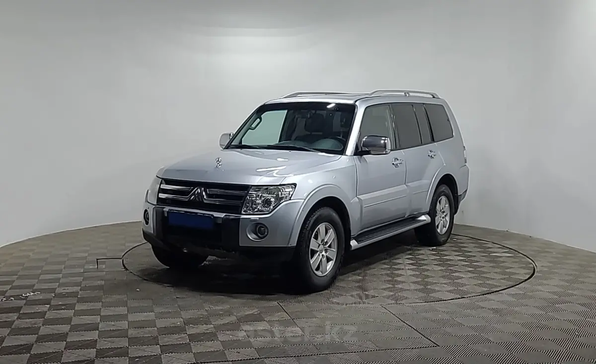 2008 Mitsubishi Pajero