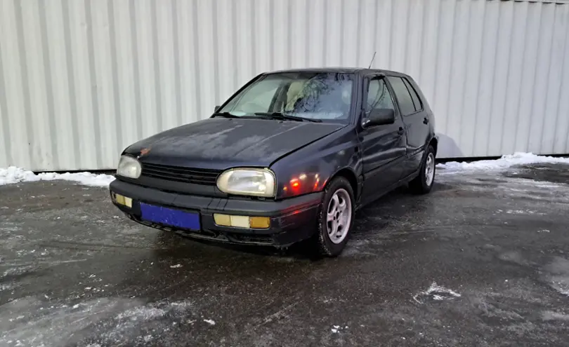 Volkswagen Golf 1993 года за 450 000 тг. в Алматы