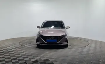 Hyundai Accent 2020 года за 7 890 000 тг. в Алматы фото 2