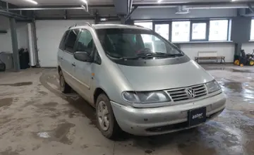 Volkswagen Sharan 1995 года за 1 190 000 тг. в Астана фото 2