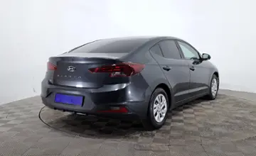 Hyundai Elantra 2019 года за 7 590 000 тг. в Астана
