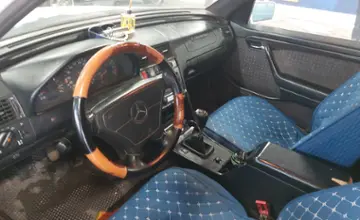 Mercedes-Benz C-Класс 1993 года за 990 000 тг. в Астана фото 5