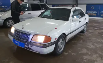 Mercedes-Benz C-Класс 1993 года за 990 000 тг. в Астана фото 1