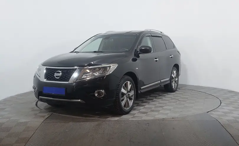 Nissan Pathfinder 2015 года за 9 890 000 тг. в Астана