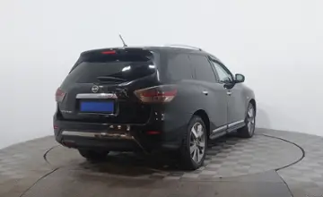 Nissan Pathfinder 2015 года за 9 890 000 тг. в Астана