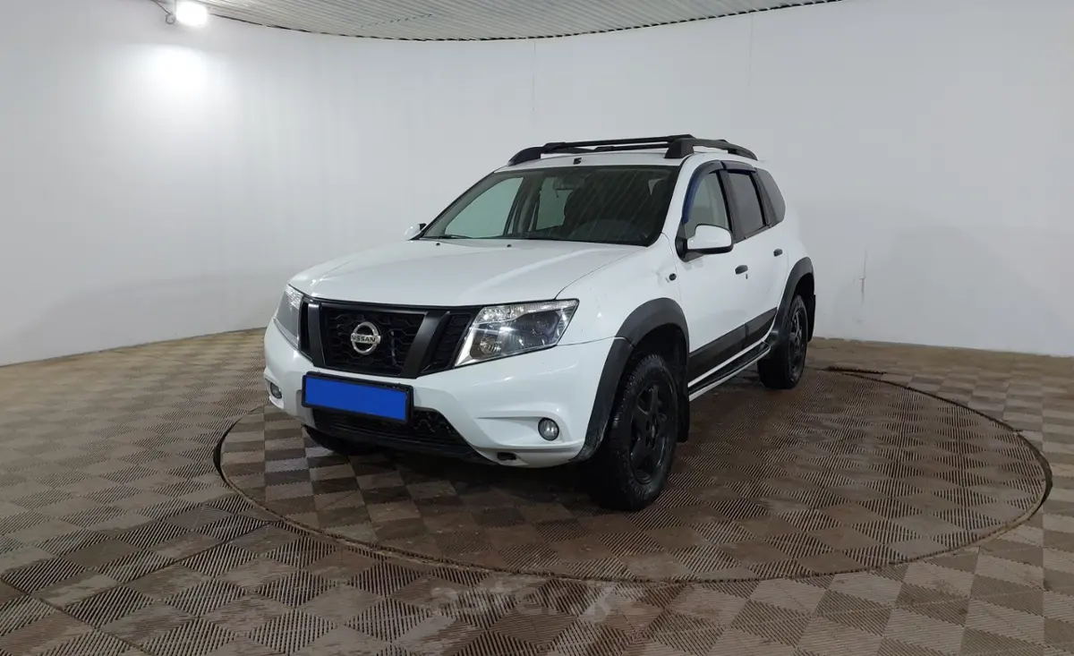 2020 Nissan Terrano