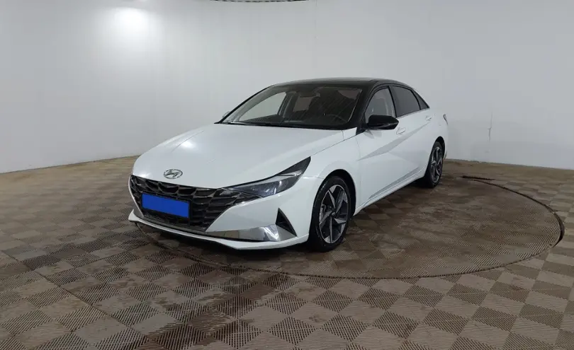 Hyundai Elantra 2023 года за 9 290 000 тг. в Шымкент