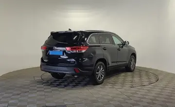 Toyota Highlander 2018 года за 16 490 000 тг. в Алматы
