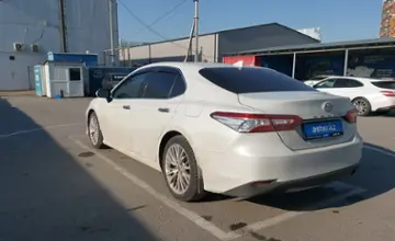 Toyota Camry 2019 года за 14 990 000 тг. в Шымкент фото 4