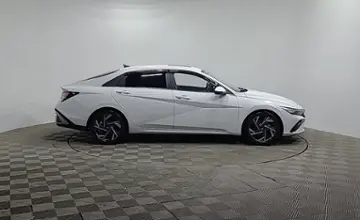 Hyundai Elantra 2023 года за 8 490 000 тг. в Алматы фото 4
