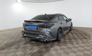 Toyota Camry 2017 года за 10 990 000 тг. в Шымкент