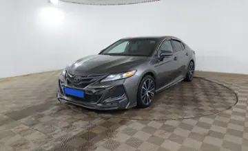 Toyota Camry 2017 года за 10 990 000 тг. в Шымкент фото 1