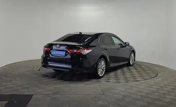 Toyota Camry 2018 года за 12 400 000 тг. в Алматы