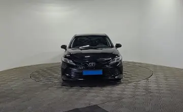 Toyota Camry 2018 года за 12 400 000 тг. в Алматы фото 2