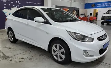 Hyundai Solaris 2012 года за 3 490 000 тг. в Усть-Каменогорск фото 3