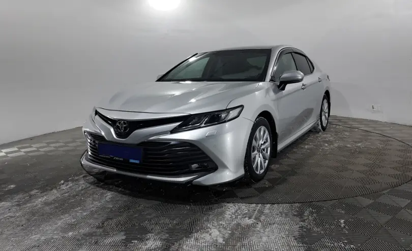 Toyota Camry 2019 года за 14 000 000 тг. в Павлодар