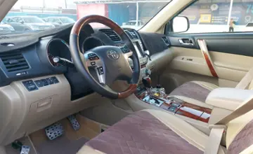 Toyota Highlander 2013 года за 15 500 000 тг. в Шымкент фото 5