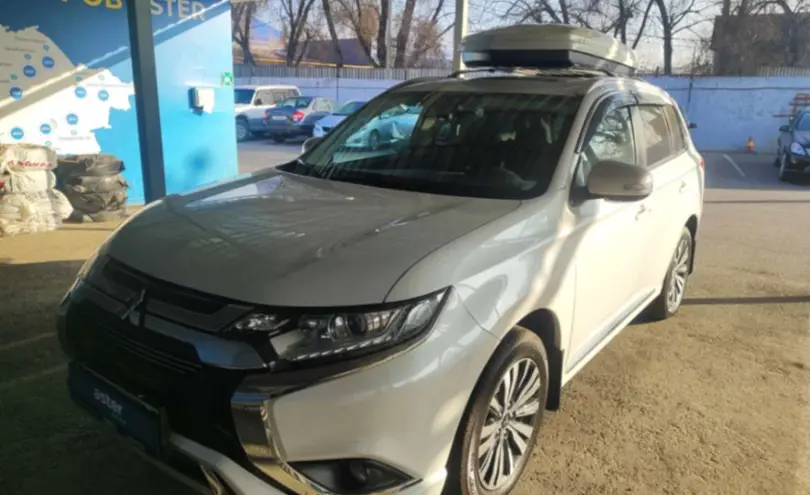 Mitsubishi Outlander 2022 года за 12 500 000 тг. в Алматы