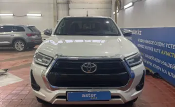 Toyota Hilux 2020 года за 23 500 000 тг. в Астана фото 2
