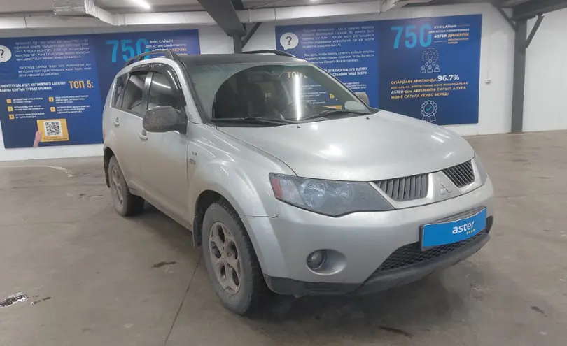 Mitsubishi Outlander 2008 года за 7 500 000 тг. в Астана фото 2