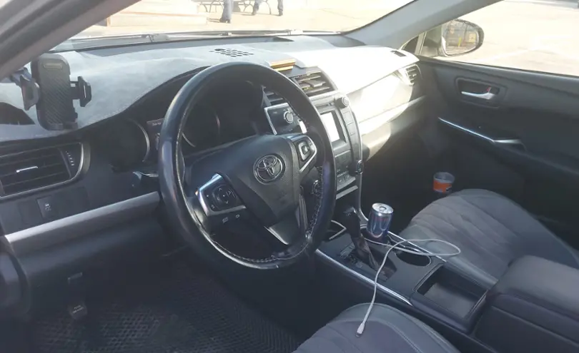Toyota Camry 2015 года за 9 600 000 тг. в Алматы фото 5