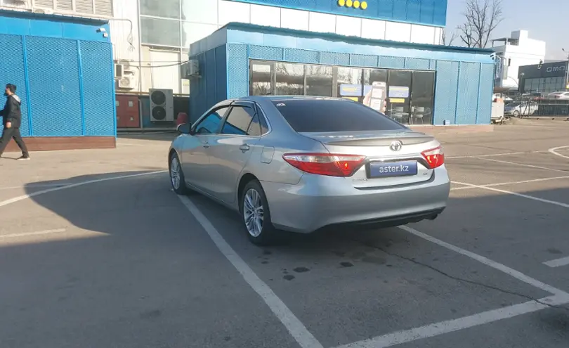 Toyota Camry 2015 года за 9 600 000 тг. в Алматы фото 4