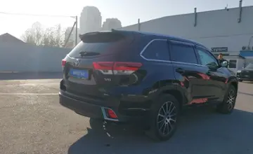 Toyota Highlander 2019 года за 22 000 000 тг. в Шымкент фото 3