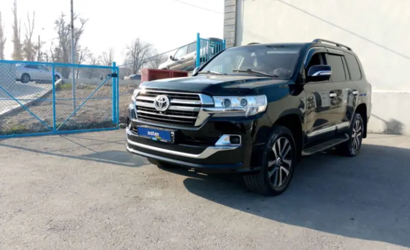 Toyota Land Cruiser 2013 года за 25 000 000 тг. в Тараз