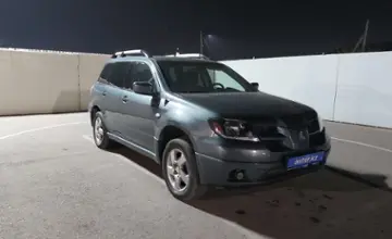 Mitsubishi Outlander 2004 года за 3 700 000 тг. в Шымкент фото 2