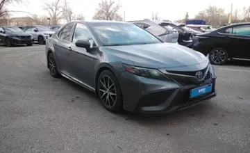 Toyota Camry 2021 года за 14 000 000 тг. в Актобе фото 3