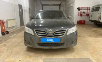 Toyota Camry 2010 года за 7 000 000 тг. в Актобе фото 2