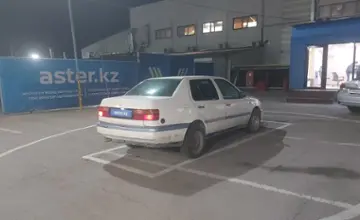 Volkswagen Vento 1993 года за 800 000 тг. в Алматы фото 3