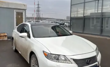 Lexus ES 2012 года за 10 000 000 тг. в Петропавловск фото 3