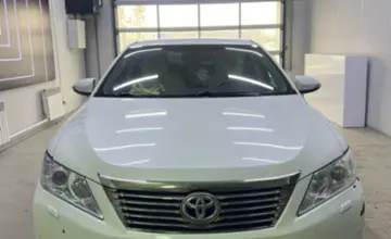 Toyota Camry 2014 года за 10 000 000 тг. в Павлодар фото 2