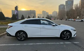 Hyundai Elantra 2023 года за 9 100 000 тг. в Алматы фото 4