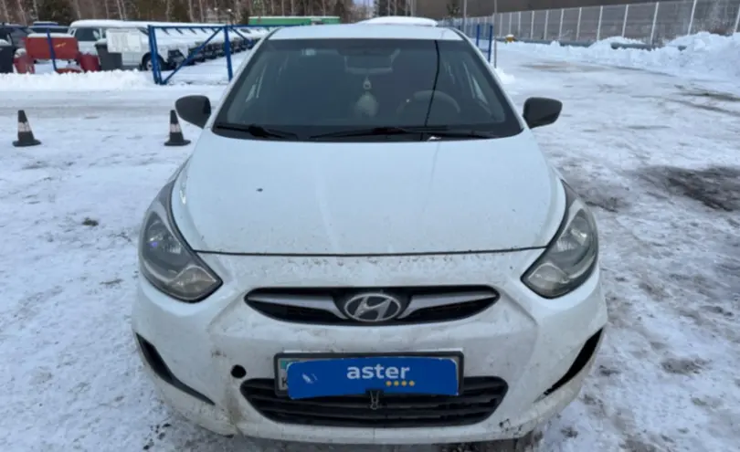 Hyundai Accent 2013 года за 3 500 000 тг. в Усть-Каменогорск фото 2