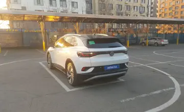 Volkswagen ID.4 2022 года за 12 000 000 тг. в Алматы фото 4