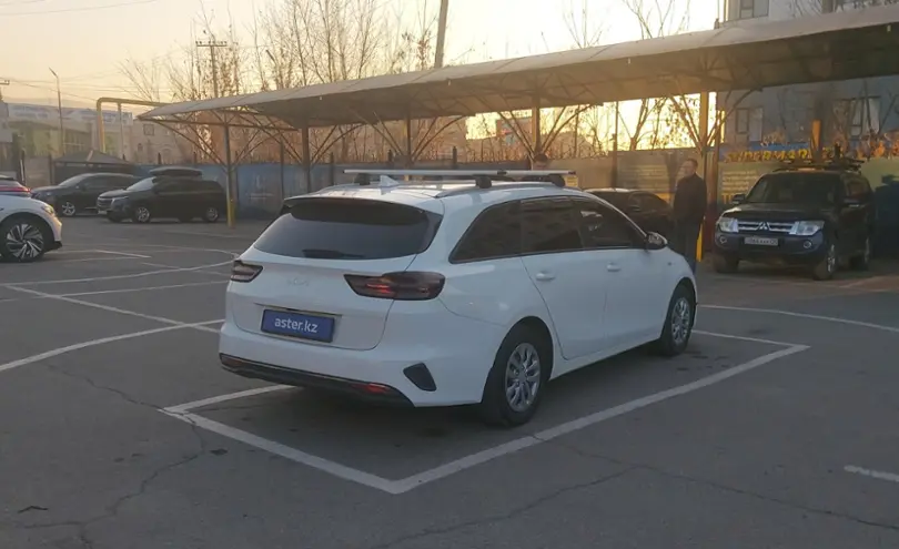 Kia Ceed SW 2023 года за 10 000 000 тг. в Алматы фото 3