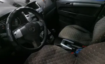 Opel Zafira 2010 года за 4 000 000 тг. в Астана фото 5