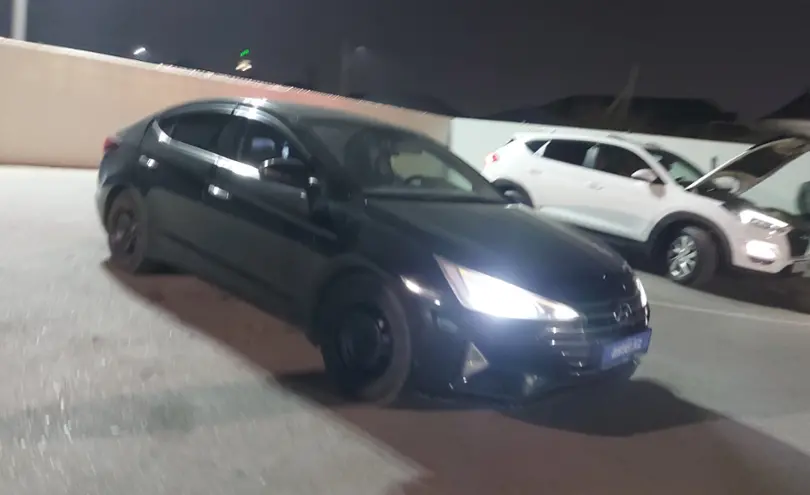 Hyundai Elantra 2019 года за 7 500 000 тг. в Шымкент фото 2