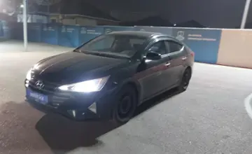 Hyundai Elantra 2019 года за 7 500 000 тг. в Шымкент фото 1