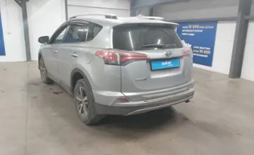 Toyota RAV4 2017 года за 12 500 000 тг. в Астана фото 4