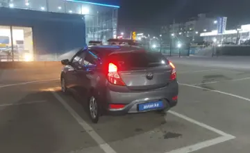 Hyundai Solaris 2011 года за 3 100 000 тг. в Алматы фото 4