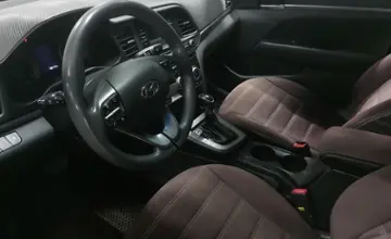 Hyundai Elantra 2019 года за 8 200 000 тг. в Астана фото 5